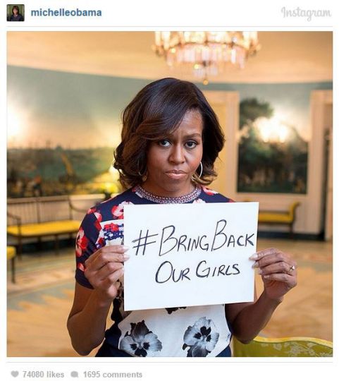[Photos 01] Michel Obama participe à la mobilisation #Bringbackourgirls, sa photo sur son compte Instagram et Twitter, le 7 mai 2014. 

