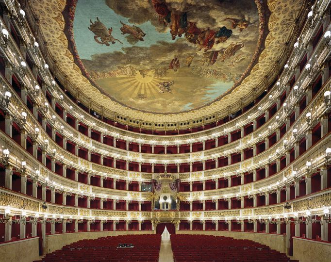 Teatro di San Carlo, Naples, Italy, 2009
 © David Leventi from the book Opera
